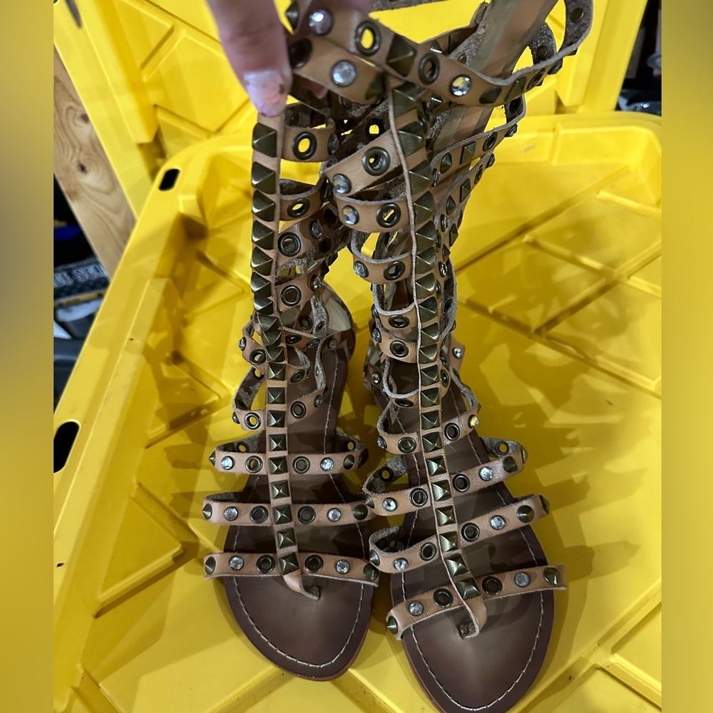 Aldo gladiators sandals leather